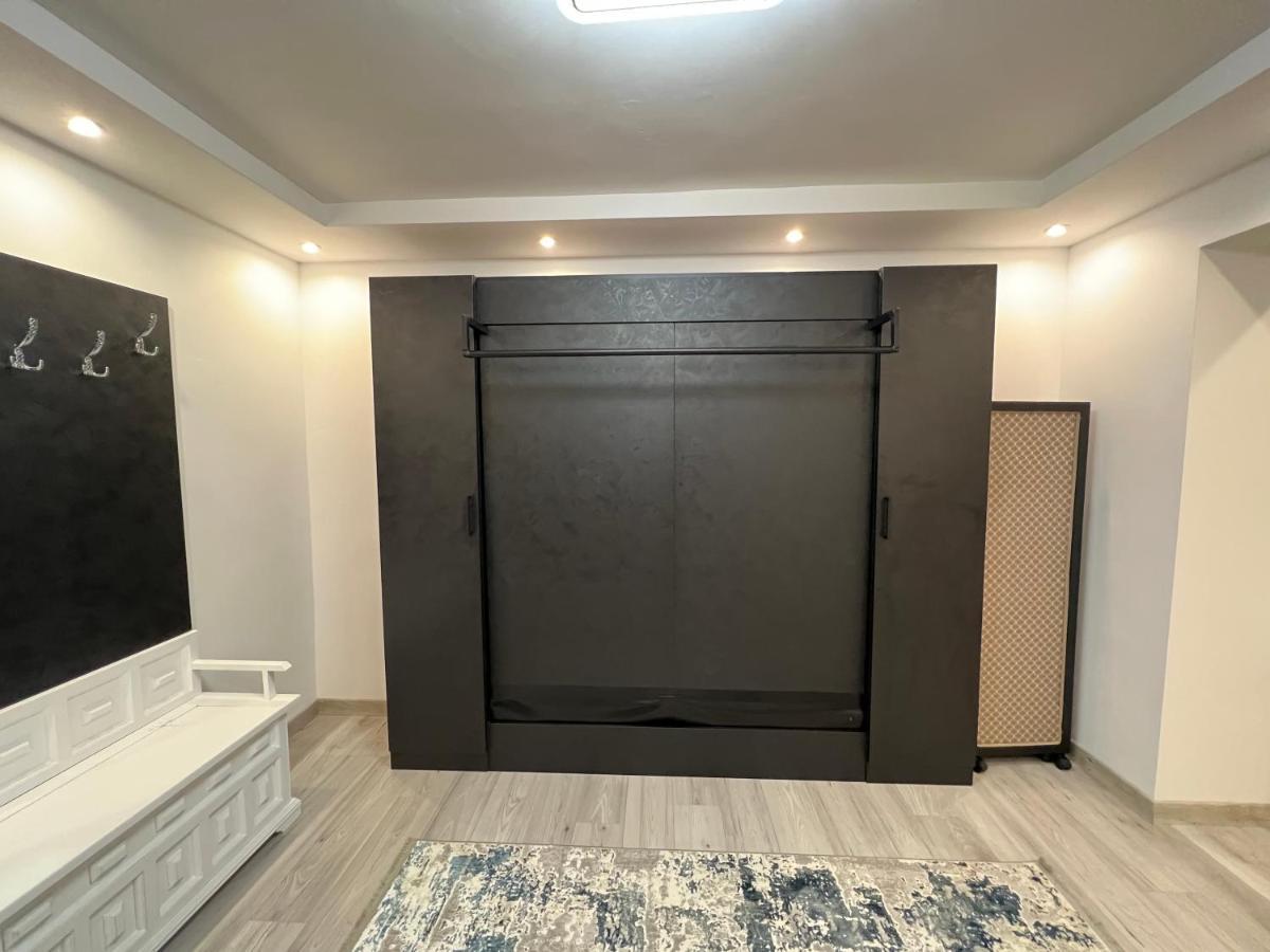 Apartment Tirana On Myslym Shyri Eksteriør bilde